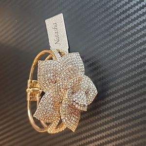 Bracelet,  Natasha, gold Plated, clear stone, flower Bracelet.  NWT